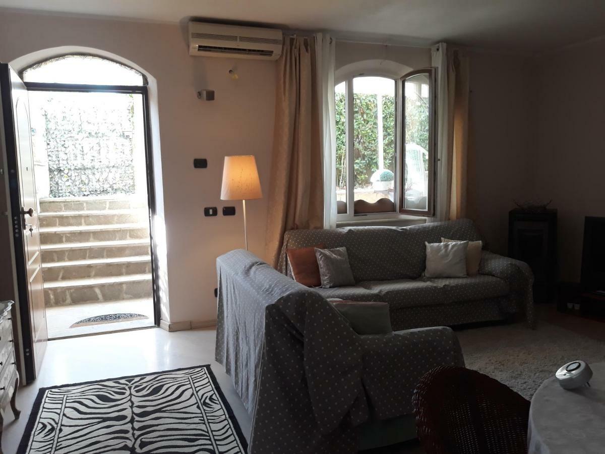 Casa In Collina "La Farfalla" 리파벨라 외부 사진